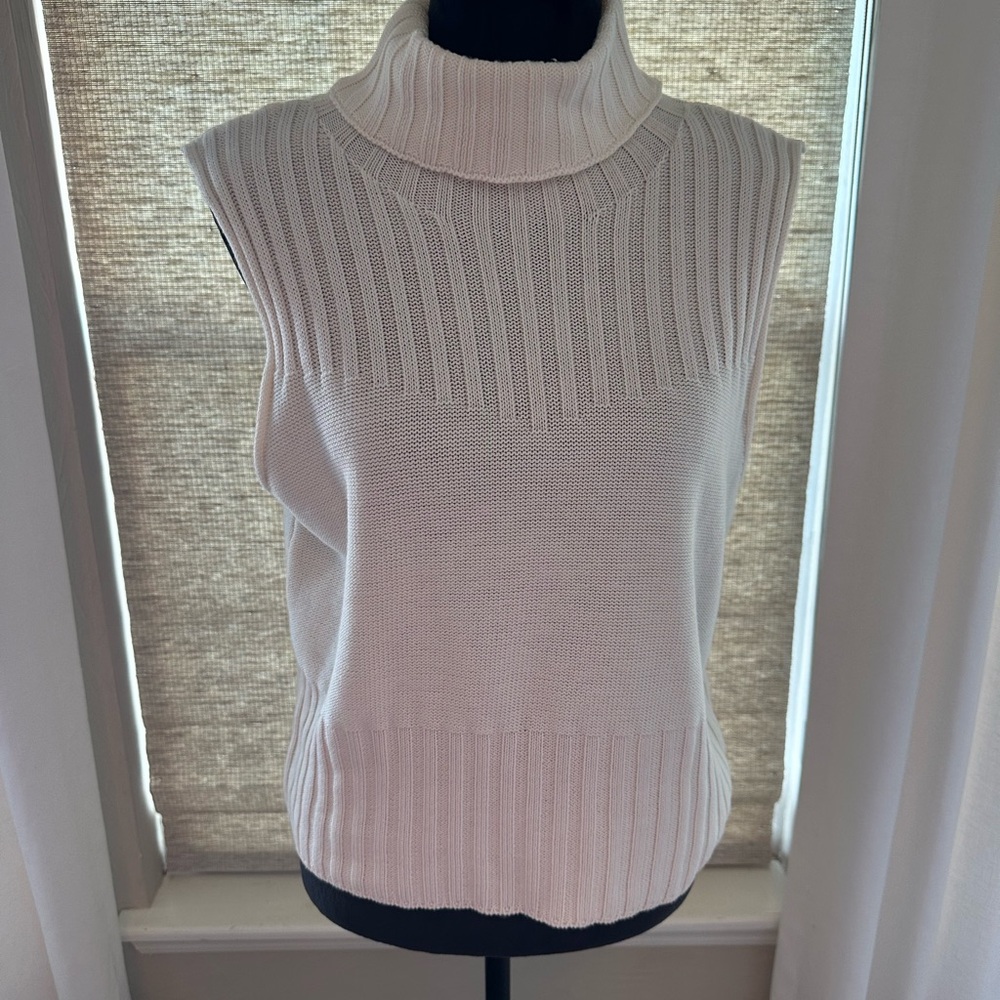 NWOT - Chelsea & Violet Cream Sleeveless Turtleneck Sweater